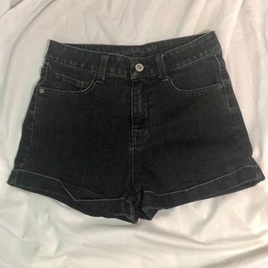 Black High-waisted Mom Shorts